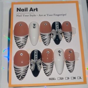 10 PC Hand Crafted Almond Zebra French Nails NWT